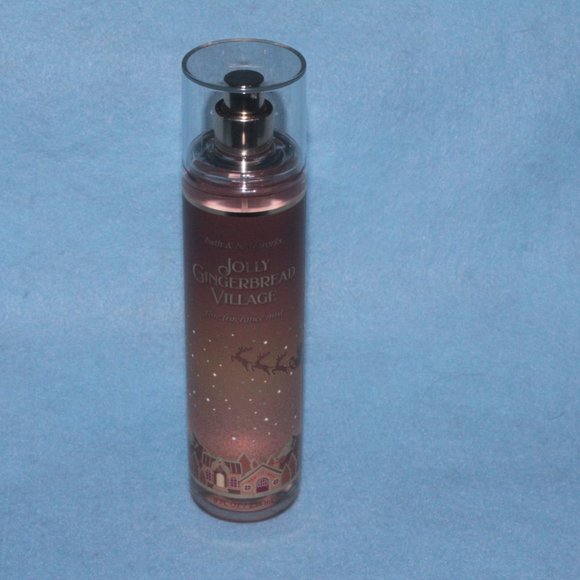 BATH AND BODY WORKS **3 FULL SIZE ITEMS**Jolly Gingerbread Village Fragrance - Picture 3 of 8